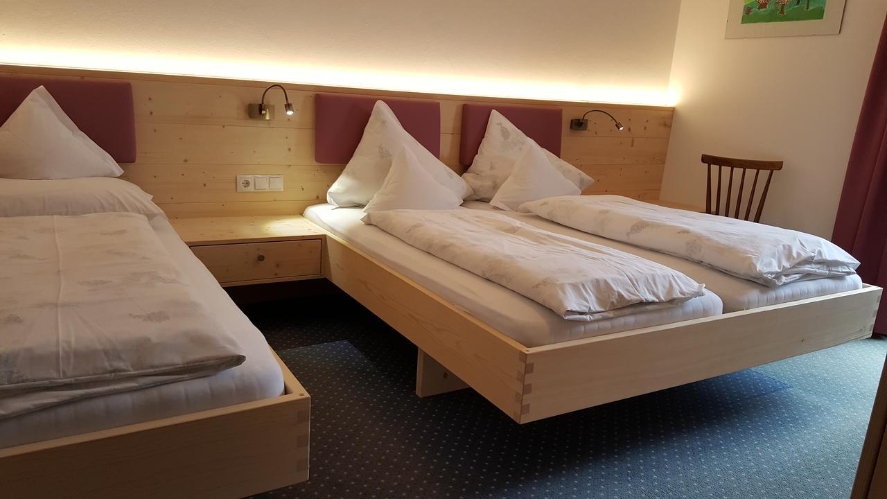 Hotel Pension Moarhof Vallarga Экстерьер фото