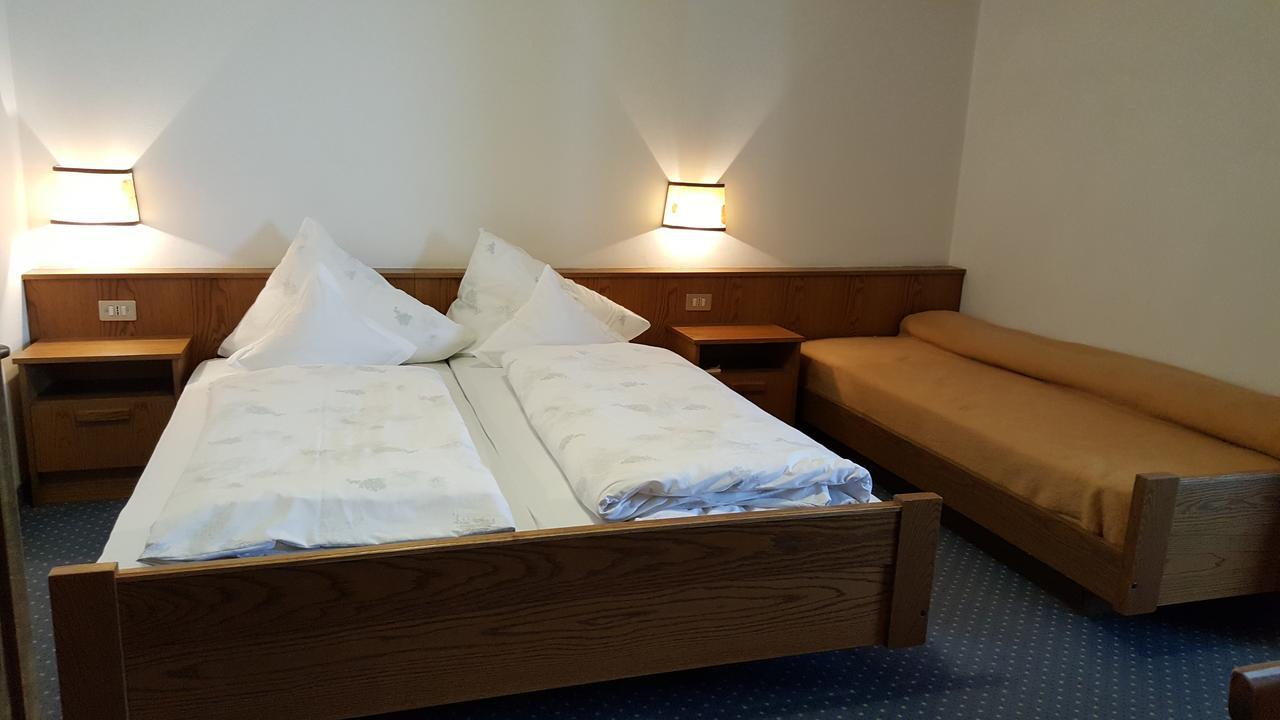 Hotel Pension Moarhof Vallarga Экстерьер фото